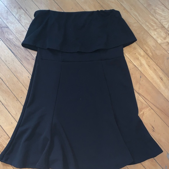 Boohoo strapless ruffled dress - Picture 4 of 4